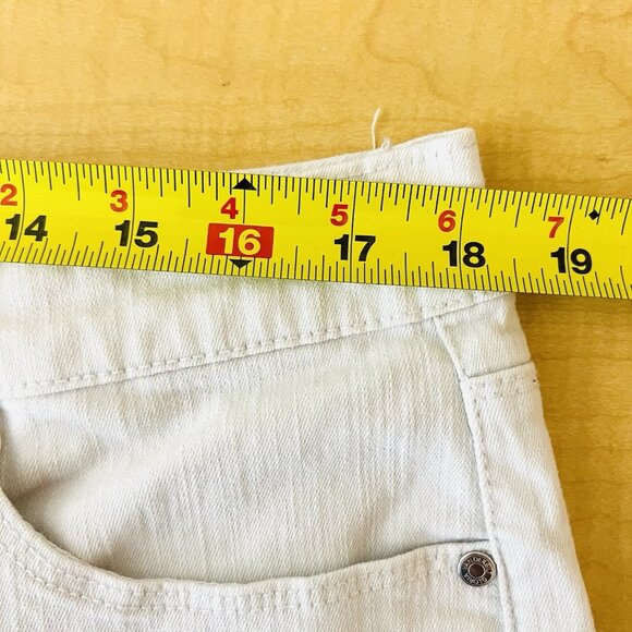 Gloria Vanderbilt Women's White Crop Jeans Size 16 Embellished Stretch Mid Rise - Picture 9 of 12